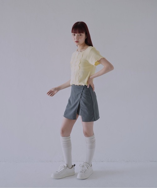 Uenui(ウニュイ)の「【 cunii 】リボンディテール×配色ステッチフリルニットトップス(Tシャツ/カットソー・レディース・ブルー系その他/ピンク/イエロー/ホワイト/ブラック・FREE)」の14枚目の写真