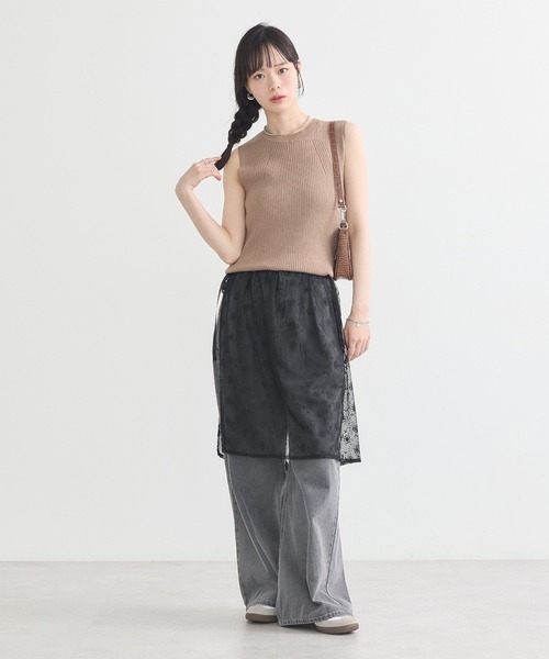 earth music&ecology（アースミュージックアンドエコロジー）の「ランダムリブノースリーブニット（ニット/セーター・レディース・チャコールグレー/ブラック/モカ/アイボリー・S/M）」の7枚目の写真