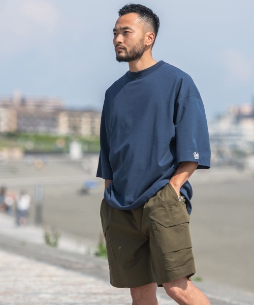 Sunny Smith(サニースミス)の「11.6ウルトラヘビーオンス Heavy Smith ロゴ刺繍 半袖 Tシャツ(Tシャツ/カットソー・メンズ・オフホワイト/ネイビー/チャコール/グリーン・FREE)」の4枚目の写真