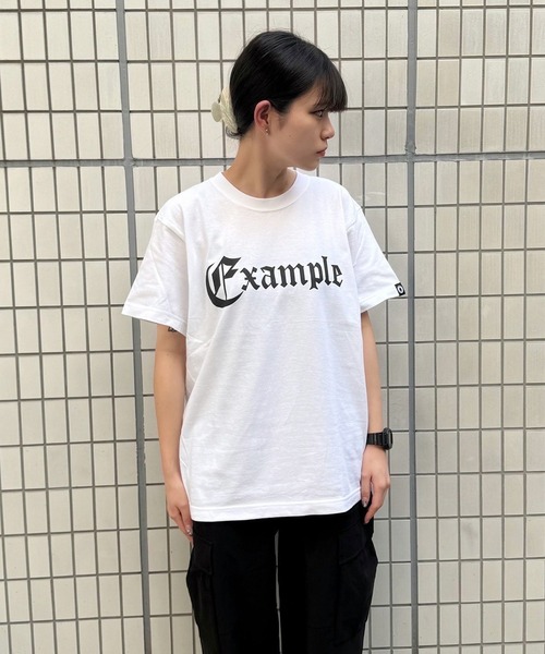 EXAMPLE(エグザンプル)の「EXAMPLE OE LOGO COLLEGE S/S TEE(Tシャツ/カットソー・メンズ・ブラック/ホワイト・XXL/XL/L/M)」の16枚目の写真
