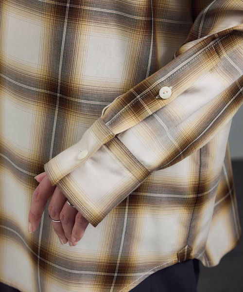 SALON adam et rope'(サロン アダム エ ロペ)の「Shuttlenotesオンブレチェックネクタイシャツ(シャツ/ブラウス・レディース・ブルー系その他/ベージュ系その他・FREE)」の15枚目の写真