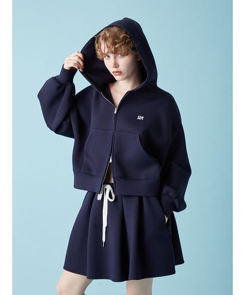 FURFUR（ファーファー）の「【WEB・一部店舗限定カラー】ロゴ刺繍ジップアップフーディー（パーカー・レディース・アイボリー/サックスブルー/グレー/ネイビー・F）」の17枚目の写真