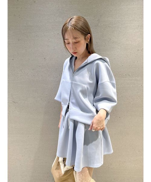 FURFUR（ファーファー）の「【WEB・一部店舗限定カラー】ロゴ刺繍ジップアップフーディー（パーカー・レディース・アイボリー/サックスブルー/グレー/ネイビー・F）」の20枚目の写真