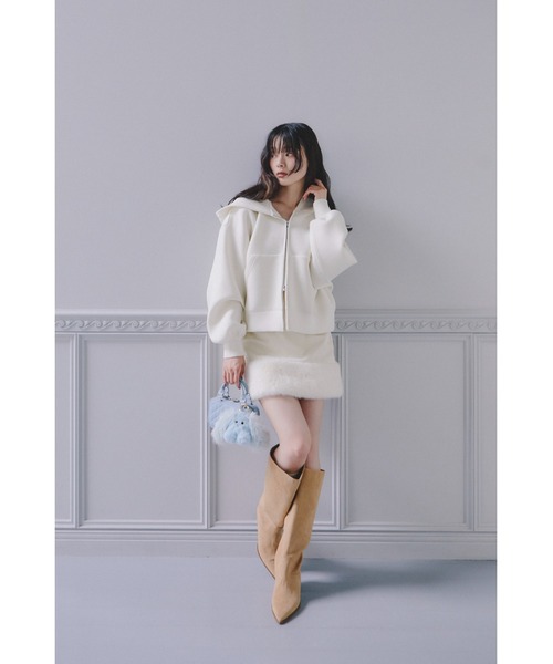 FURFUR（ファーファー）の「【WEB・一部店舗限定カラー】ロゴ刺繍ジップアップフーディー（パーカー・レディース・アイボリー/サックスブルー/グレー/ネイビー・F）」の5枚目の写真