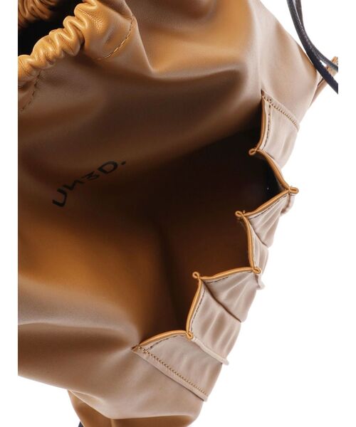 UN3D.（アンスリード）の「FAKE LEATHER ORIGAMI 2WAYPURSE / フェイクレザーオリガミ2WAYパース（ショルダーバッグ・レディース・その他1/ブラック・FREE）」の18枚目の写真