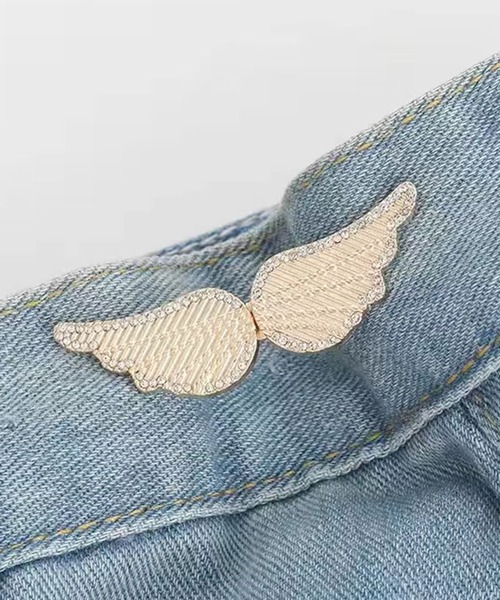 ammy.（エイミードット）の「【 ammy. / エイミードット 】 エンジェル ウィング モチーフ ウエスト 調整 フック ピン（ベルト・レディース・シルバー/ゴールド・FREE）」の4枚目の写真