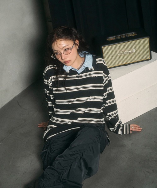 ANDGEEBEE（アンジービー）の「UNISEX ボーダーポロロンT（ポロシャツ・レディース・ブラック/ボルドー・FREE）」の3枚目の写真