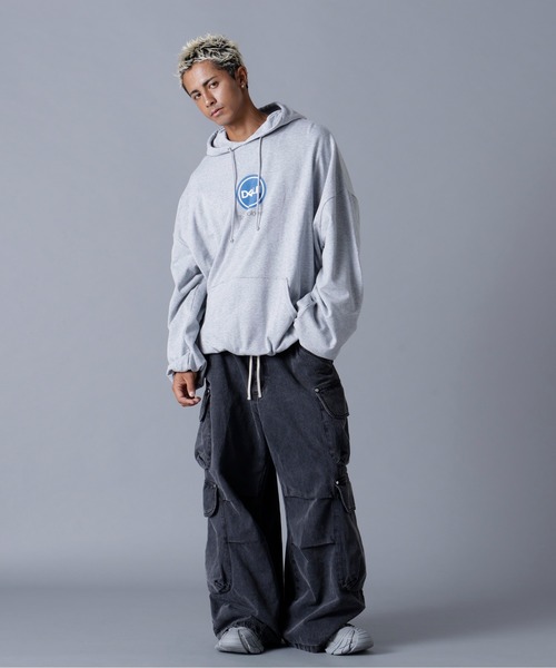 L.H.P(エルエイチピー)の「DankeSchon/ダンケシェーン/BALLOON HOODIE(パーカー・メンズ・ブラック/グレー・M/L)」の7枚目の写真