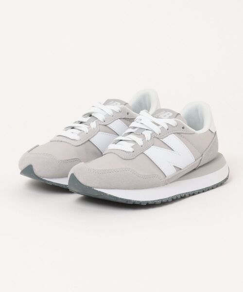 NEW BALANCE(ニューバランス)の「【New Balance】ニューバランス MS237 WB/WL/HG(スニーカー・レディース・ホワイト×ブラック/ホワイト×ブルー/グレー・23.0cm/23.5cm/24.0cm/24.5cm/25.0cm/22.5cm/28cm/27.5cm/27.0cm/26.5cm/25.5cm/26.0cm)」の3枚目の写真