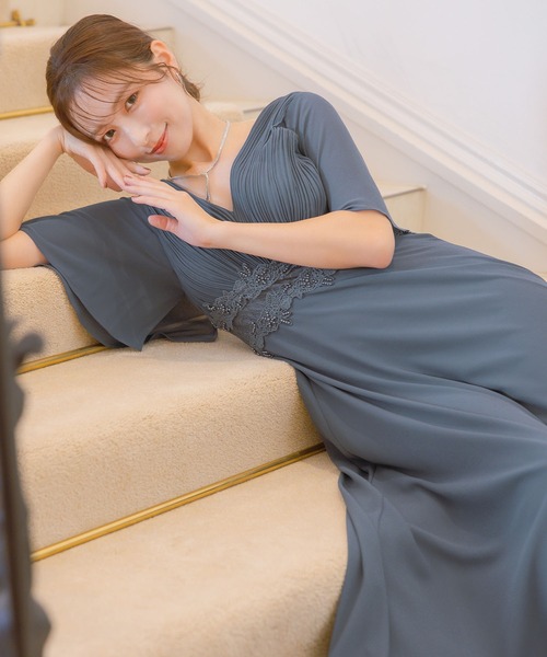Retica（レティカ）の「パーティードレス 結婚式 大人 20代 30代 40代 ロング丈 マキシ丈 レース フォーマル 半袖 レース ウエストマーク プリーツ ワンピース 卒業式 入学式 二次会 披露宴 発表会 大きいサイズ（ドレス・レディース・ワインレッド/グレイッシュブルー/ブラック・XXL/XXXL/L/M/S/XL）」の5枚目の写真