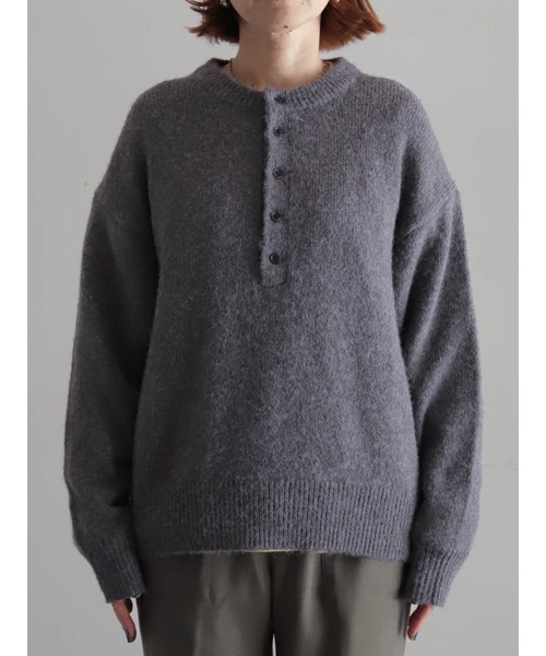 FIL DE FER（フィルデフェール）の「アルパカ混ソフトスラブ　ヘンリーネックP/O（ニット/セーター・レディース・チャコールグレー/ピンク・FREE）」の15枚目の写真