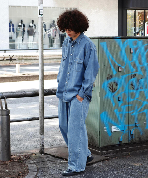 is-ness（イズネス）の「is-ness / イズネス 5PK BALLOON PANTS (Enzyme Wash)（デニムパンツ・メンズ・ブラック/ネイビー・LARGE/MEDIUM）」の4枚目の写真