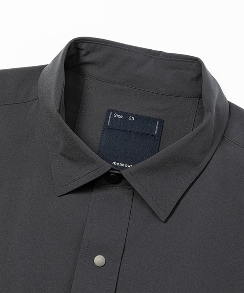 meanswhile（ミーンズワイル）の「All-Weather Stretch SH（シャツ/ブラウス・メンズ・ベージュ系その他/チャコール/ブラック・2(M)/1(S)/3(L)/4(XL)）」の15枚目の写真