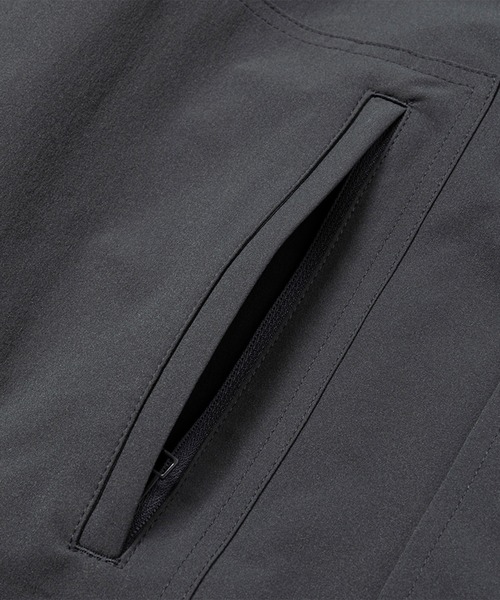 meanswhile（ミーンズワイル）の「All-Weather Stretch SH（シャツ/ブラウス・メンズ・ベージュ系その他/チャコール/ブラック・2(M)/1(S)/3(L)/4(XL)）」の16枚目の写真