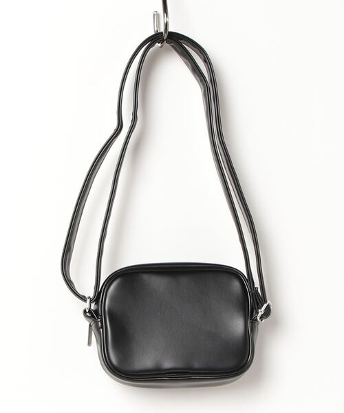 adidas（アディダス）の「ショルダーバッグ（ショルダーバッグ・レディース・ブラック・FREE）」の2枚目の写真