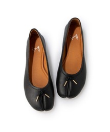 ing（イング）の「足袋デザインバレエシューズ（バレエシューズ）」