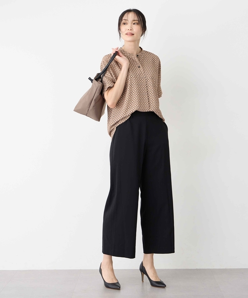 A/C DESIGN BY ALPHA CUBIC（エーシーデザインバイアルファキュービック）の「ストレッチストレートパンツ【セットアップ対応・シワになりにくい・ウエストゴム】（その他パンツ・レディース・ブラック/モカ・64/67/70）」の6枚目の写真