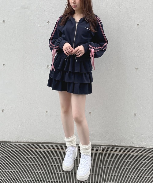 one way(ワンウェイ)の「裏毛ティアードスカート(スカート・レディース・ホワイト/ネイビー/グレー/チャコールグレー/ベージュ・FREE)」の9枚目の写真