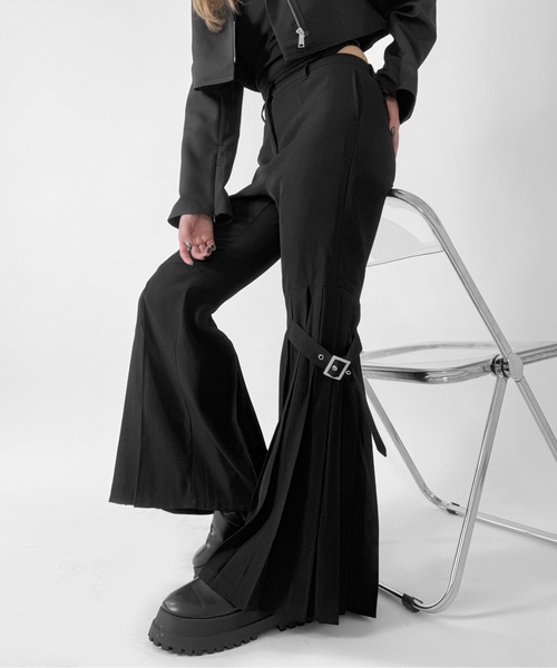 jiasecond.】サイドプリーツフレアパンツ / ボトムス ハトメ ベルト