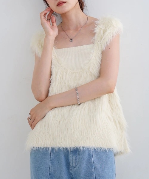 Bab（バブ）の「前後2WAYシャギーベスト（ベスト・レディース・アイボリー/グレー/ベージュ・FREE）」の10枚目の写真