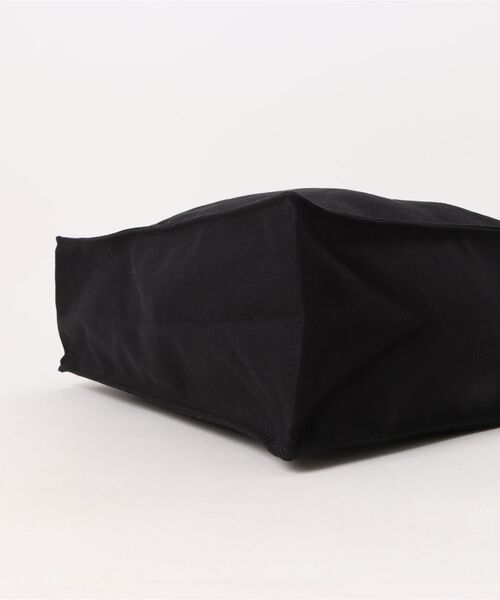 Maison de FLEUR（メゾンドフルール）の「ブランドロゴ刺繍スクエアトートバッグ（トートバッグ・レディース・アイボリー/ライトピンク/ブラック・FREE）」の18枚目の写真