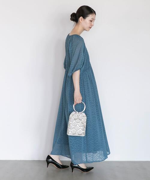 URBAN RESEARCH ROSSO WOMEN（アーバンリサーチ　ロッソ）の「ジャガードギャザーパフドレス（ワンピース・レディース・ライトブルー/ネイビー・FREE）」の7枚目の写真