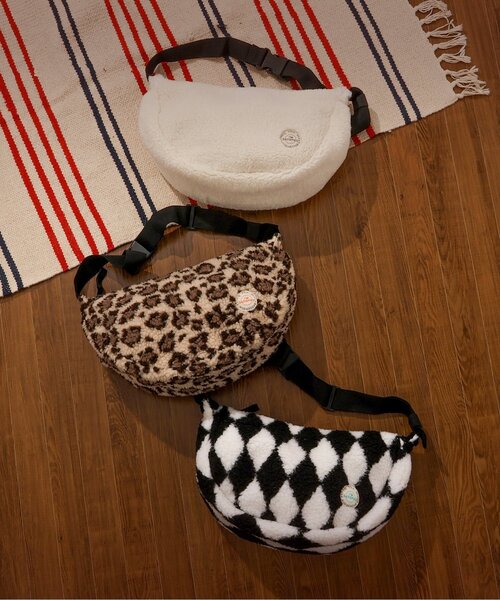 BREEZE（ブリーズ）の「ボアショルダーバッグ（ショルダーバッグ・キッズ・ブラック/アイボリー/ベージュ・FREE）」の6枚目の写真