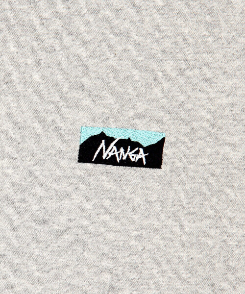 NANGA(ナンガ)の「NANGA/ナンガ E H MINI BOX LOGO EMBROIDERY SWT(スウェット・メンズ・ブラック/グレー/オフホワイト・MEDIUM/LARGE)」の12枚目の写真