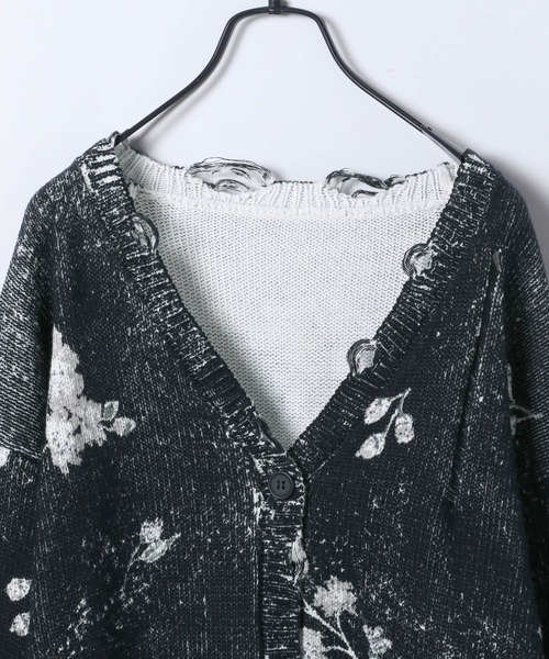 JEANASIS（ジーナシス）の「BlurフラワープリントVカーディガン/604991
