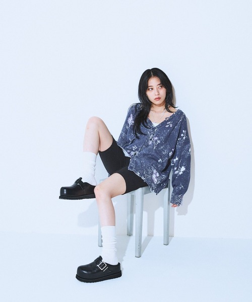 JEANASIS（ジーナシス）の「BlurフラワープリントVカーディガン/604991（カーディガン/ボレロ・レディース・ブラック系その他/ブルー系その他/ホワイト系その他・FREE）」の18枚目の写真