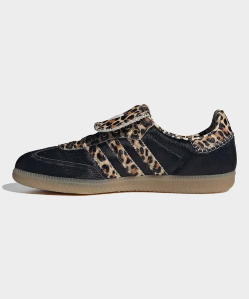 adidas(アディダス)の「サンバ LT シューズ / Samba LT Shoes / アディダスオリジナルス adidas Originals(スニーカー・メンズ・ブラック・22.0cm/22.5cm/23.0cm/23.5cm/24.0cm/27.0cm/27.5cm/28.0cm/28.5cm/29.0cm/24.5cm/25.0cm/25.5cm/26.0cm/26.5cm)」の5枚目の写真