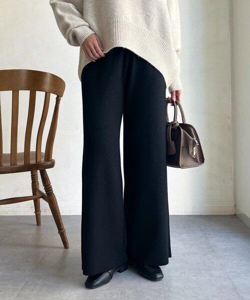 Chez toi（シェトワ）の「サイドリブセミフレアニットパンツ（その他パンツ・レディース・グレー/ブラック/ベージュ・FREE）」の4枚目の写真