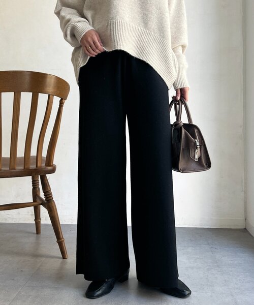 Chez toi（シェトワ）の「サイドリブセミフレアニットパンツ（その他パンツ・レディース・グレー/ブラック/ベージュ・FREE）」の5枚目の写真