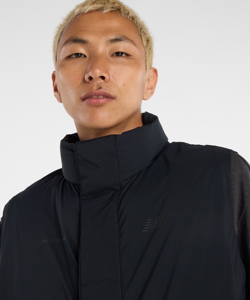 NEW BALANCE（ニューバランス）の「NB GREY ダウン ベスト（ダウンベスト・メンズ・セージグリーン/ブラック/グレイッシュベージュ・SMALL/MEDIUM/LARGE/X-LARGE）」の6枚目の写真