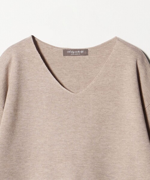 A DAY IN THE LIFE UNITED ARROWS（アデイインザライフユナイテッドアローズ）の「ミラノリブ Vネックニット ‐ウォッシャブル‐＜A DAY IN THE LIFE＞（ニット/セーター・レディース・ブラック/レッド/ベージュ/その他1・FREE）」の13枚目の写真