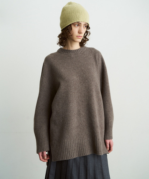 UNFIL(アンフィル)の「UNFIL アンフィル / fine lambs wool oversized P/O ファインラムウールオーバーサイズプルオーバーニット / WVFL-UW118(ニット/セーター・レディース・イエロー系その他/ライトグレー/レッド/ダークブラウン・1)」の3枚目の写真