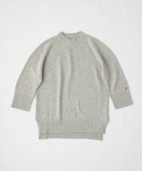 UNFIL(アンフィル)の「UNFIL アンフィル / fine lambs wool oversized P/O ファインラムウールオーバーサイズプルオーバーニット / WVFL-UW118(ニット/セーター・レディース・イエロー系その他/ライトグレー/レッド/ダークブラウン・1)」の2枚目の写真