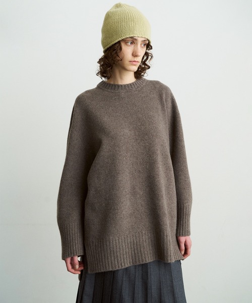 UNFIL(アンフィル)の「UNFIL アンフィル / fine lambs wool oversized P/O ファインラムウールオーバーサイズプルオーバーニット / WVFL-UW118(ニット/セーター・レディース・イエロー系その他/ライトグレー/レッド/ダークブラウン・1)」の6枚目の写真