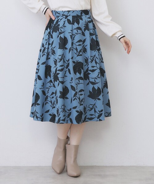 セール】フラワータックフレアスカート【洗濯機OK/イージーアイロン/防