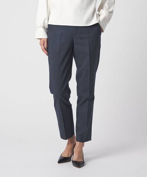 A DAY IN THE LIFE UNITED ARROWS（アデイインザライフユナイテッドアローズ）の「ドビー テーパードパンツ ‐ウォッシャブル・セットアップ対応‐＜A DAY IN THE LIFE＞（スラックス・レディース・ネイビー/ダークグレー・36/38/40）」の2枚目の写真