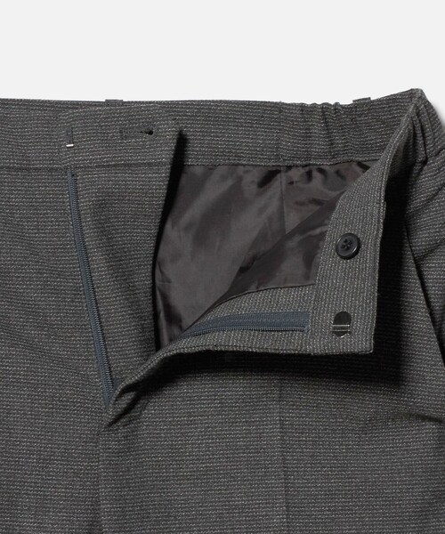 A DAY IN THE LIFE UNITED ARROWS（アデイインザライフユナイテッドアローズ）の「ドビー テーパードパンツ ‐ウォッシャブル・セットアップ対応‐＜A DAY IN THE LIFE＞（スラックス・レディース・ネイビー/ダークグレー・36/38/40）」の11枚目の写真