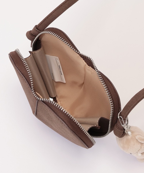 petit main（プティマイン）の「チャームつきハートポシェット（ショルダーバッグ・キッズ・レッド/シルバー/キャメル・F）」の11枚目の写真