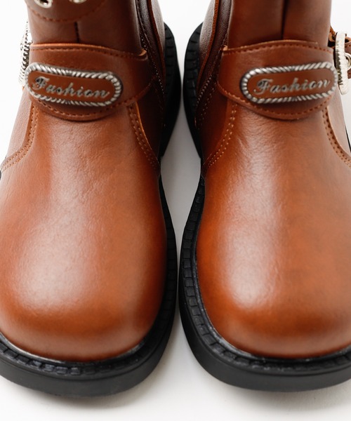 URBAN CHERRY（アーバンチェリー）の「ベルトデザインエンジニアブーツ（ブーツ・キッズ・ブラウン/ブラック・18.0cm/19.0cm/19.5cm/20.0cm/20.5cm/21.0cm/21.5cm/22.5cm/18.5cm）」の15枚目の写真