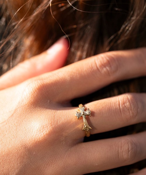 IRIEBEACH(アイリービーチ)の「cross ring 【free size】/【ハワイアンジュエリー】【サージカルステンレス】【金属アレルギー対応】【IRIEBEACH / アイリービーチ】つけっぱなしOK(リング・レディース・シルバー/ピンク/ゴールド・FREE)」の5枚目の写真