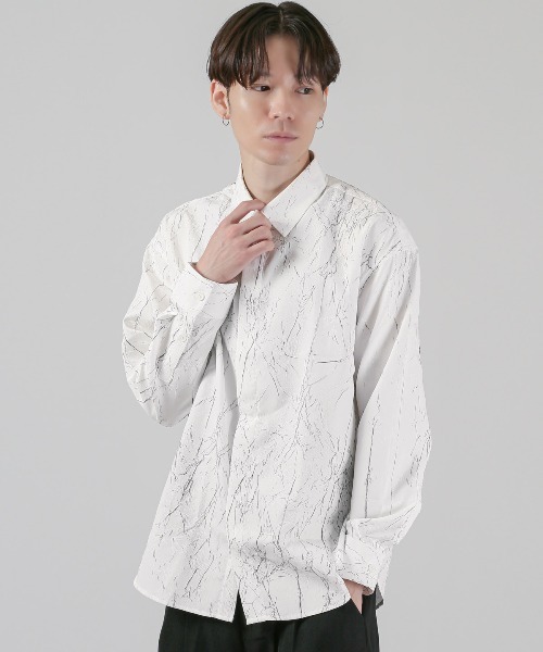 LUXSTYLE(ラグスタイル)の「クラック柄クリンクルシャツ(シャツ/ブラウス・メンズ・ホワイト/ブラック・L/M)」の3枚目の写真