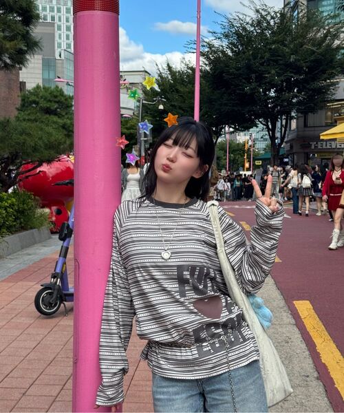 ESCAPEFROM(エスケープフロム)の「フルラブ ESCF エンドグレー スター ロゴ ストライプ フルプリント ロングスリーブ(Tシャツ/カットソー・レディース・その他・MEDIUM/LARGE)」の5枚目の写真
