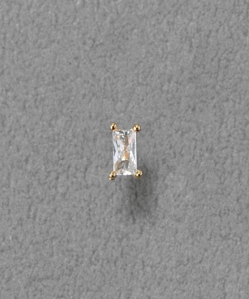 Phoebe(フィービィー)の「シャインフレームスクエアピアス(片耳)(ピアス(片耳用)・レディース・ブラック/クリア/グリーン/レッド・FREE)」の4枚目の写真