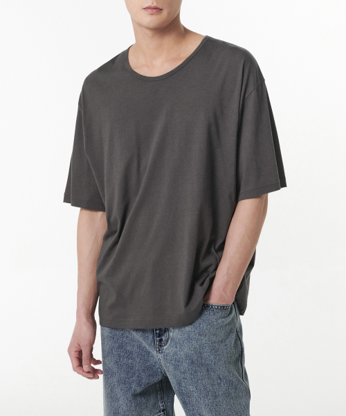 MUSINSA STANDARD（ムシンサスタンダード）の「リラックスドCRスクープネックTシャツ[ガンメタル]（Tシャツ/カットソー・メンズ・その他・XX-LARGE/LARGE/MEDIUM/X-LARGE/SMALL）」の2枚目の写真