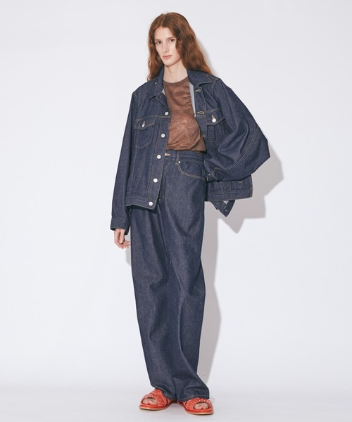 beautiful people(ビューティフルピープル)の「double-end left hand twill denim blouson(デニムジャケット・レディース・インディゴブルー/ブラック・38)」の13枚目の写真