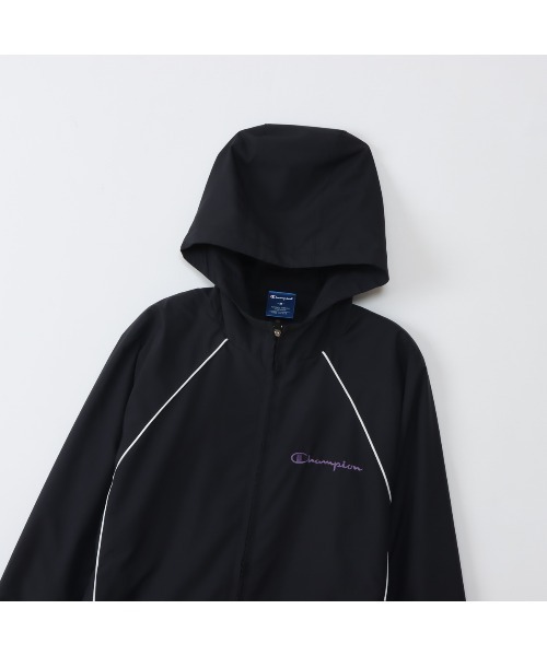 Champion（チャンピオン）の「チャンピオン  ZIP JACKET（ナイロンジャケット・レディース・ブラック/サンドグレー・M/L）」の8枚目の写真